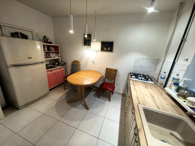 Снять квартиру в Калининграде. Вариант № 9371603, 15, площадь -  квм, цена 30000 рублей