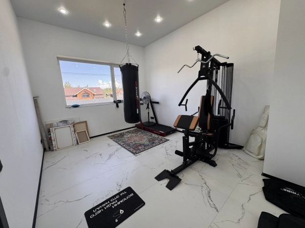 Купить дом в Санкт-Петербурге. Вариант № 2962771, 20, площадь -  квм, цена 29900000 рублей