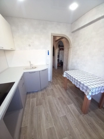 Купить квартиру в Чите. Вариант № 9301155, 8, площадь -  квм, цена 7500000 рублей