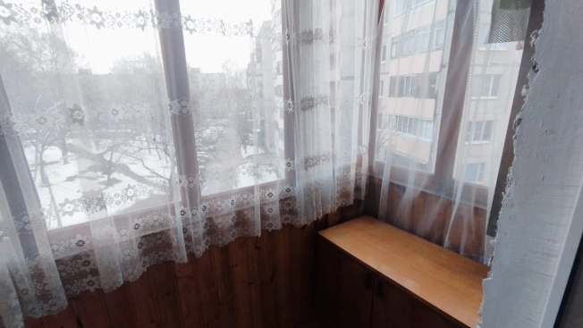 . Вариант № 49882, 6, площадь - 32.5 квм, цена 4900000 рублей