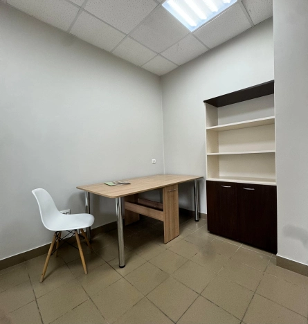 Снять коммерческую недвижимость в Омске. Вариант № 9145953, 14, площадь -  квм, цена 85000 рублей