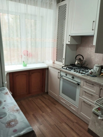 Купить трехкомнатную квартиру на улице Молодёжная в Республике Татарстан (татарстан). Вариант № 17149, 1, площадь -  квм, цена 4090000 рублей