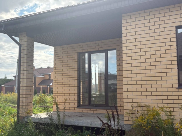 Купить дом на улице 2-й Аллейный проезд в Рязани. Вариант № 3824185, 2, площадь -  квм, цена 6800000 рублей