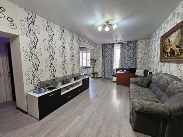 Купить трехкомнатную квартиру в Воскресенске. Вариант № 35770, 1, площадь -  квм, цена 7799999 рублей