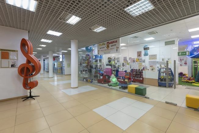 Купить коммерческую недвижимость свободного назначения у метро Бульвар Дмитрия Донского в Москве. Вариант № 17439, 1, площадь -  квм, цена 13700000 рублей