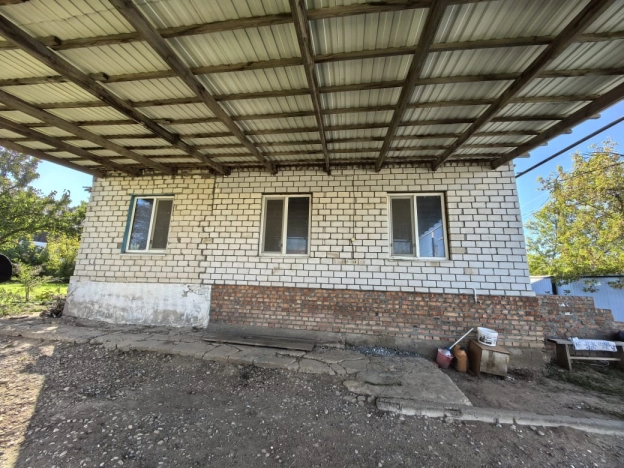 Купить дом в Элисте. Вариант № 6905508, 10, площадь -  квм, цена 2500000 рублей