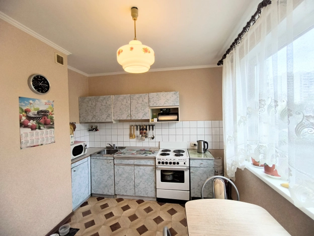 Купить трехкомнатную квартиру в ЮВАО в Москве. Вариант № 2542790, 22, площадь -  квм, цена 15800000 рублей