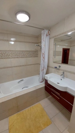 Купить двухкомнатную квартиру на вторичке в Москве. Вариант № 9556603, 20, площадь -  квм, цена 17000000 рублей