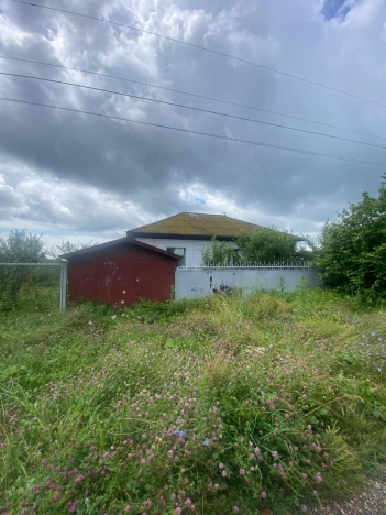 Купить дом на улице Садовая в Алтайском крае. Вариант № 59765, 29, площадь -  квм, цена 3500000 рублей