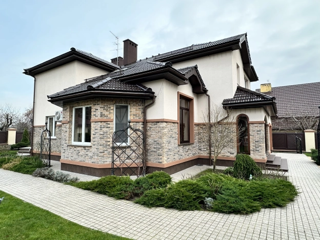 Купить дом на улице Фруктовая в Калининграде. Вариант № 11002381, 1, площадь -  квм, цена 105000000 рублей