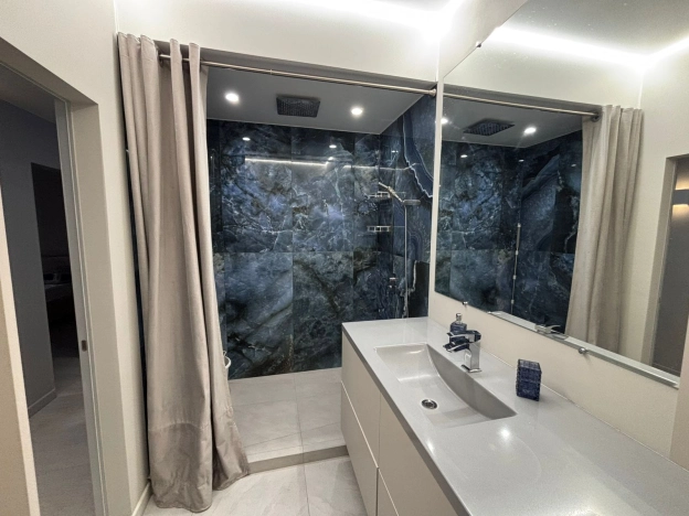 Снять квартиру в Республике Татарстан (татарстан). Вариант № 10319412, 12, площадь -  квм, цена 100000 рублей