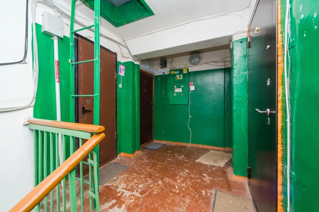 Купить трехкомнатную квартиру в Рязанской области. Вариант № 8054166, 15, площадь -  квм, цена 3950000 рублей