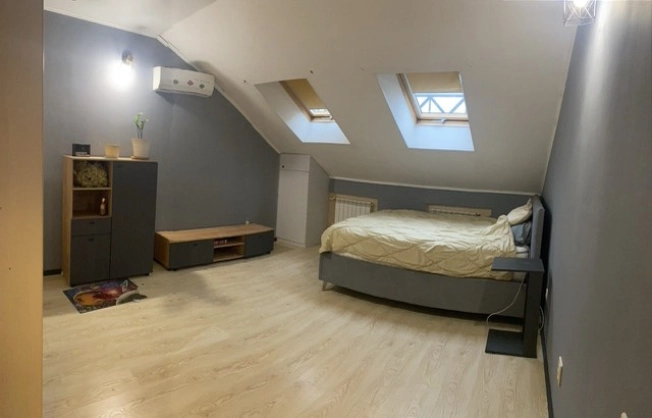 Снять квартиру на улице Гвардейская в Владимире. Вариант № 8955261, 17, площадь -  квм, цена 65000 рублей