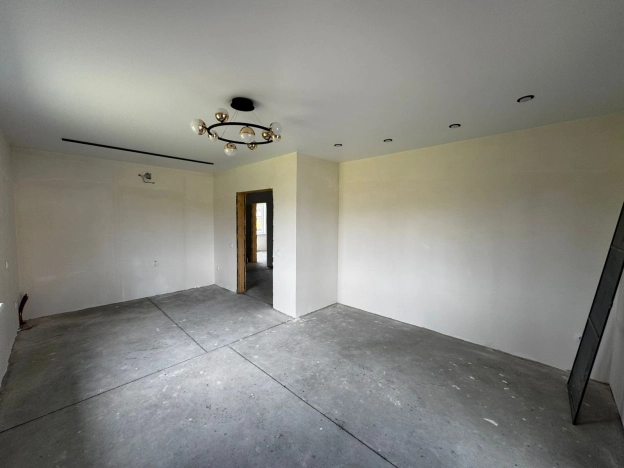 Купить дом в Омске. Вариант № 55001, 5, площадь -  квм, цена 6850000 рублей