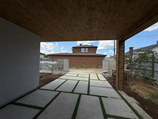 Купить дом на улице Шоссейный переулок в Краснодарском крае. Вариант № 54882, 23, площадь -  квм, цена 12500000 рублей