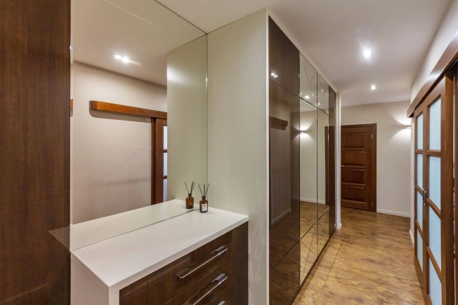 Снять квартиру в Калининграде. Вариант № 10436494, 16, площадь -  квм, цена 80000 рублей