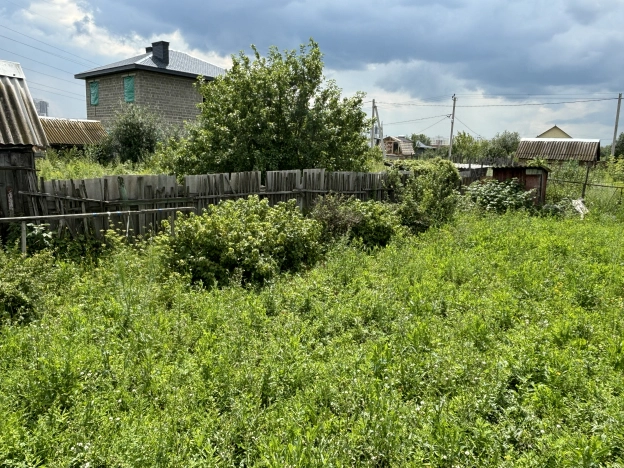 Купить земельный участок в Стерлитамаке. Вариант № 11127, 12, площадь -  квм, цена 750000 рублей