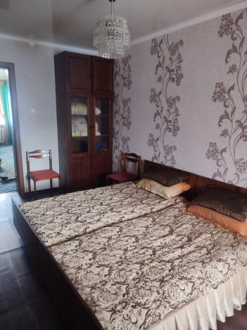 Снять квартиру в Тобольске. Вариант № 10082895, 10, площадь -  квм, цена 35000 рублей