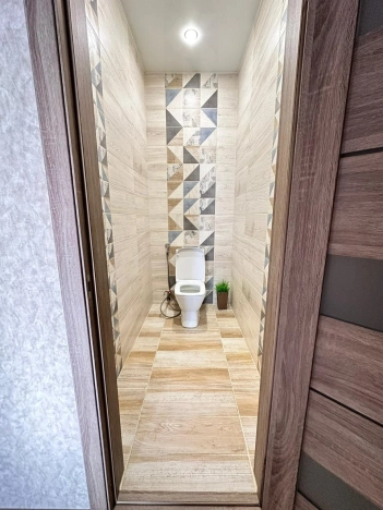 Купить дом на улице Административная в Иркутской области. Вариант № 7763855, 32, площадь -  квм, цена 10300000 рублей