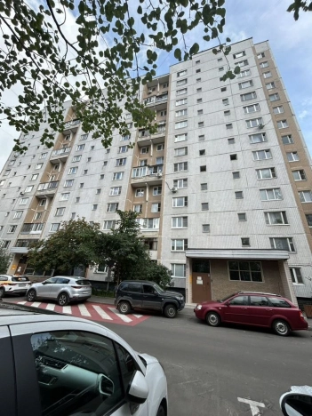 Купить квартиру в Москве. Вариант № 6168954, 28, площадь -  квм, цена 13000000 рублей