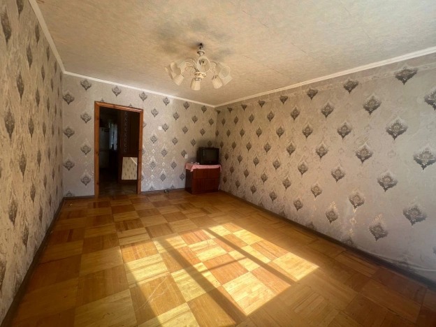 Купить трехкомнатную квартиру в Микрорайоне Памятник Победы, Ленинский район в Пензе. Вариант № 5452107, 6, площадь -  квм, цена 3920000 рублей