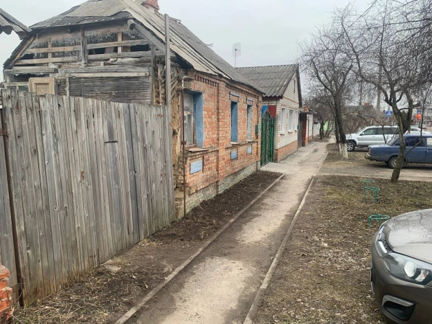 Купить дом в Белгороде. Вариант № 10223474, 4, площадь -  квм, цена 2150000 рублей