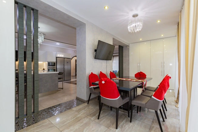 Купить дом на улице Курортная в Ростове-на-Дону. Вариант № 28937, 18, площадь -  квм, цена 99900000 рублей