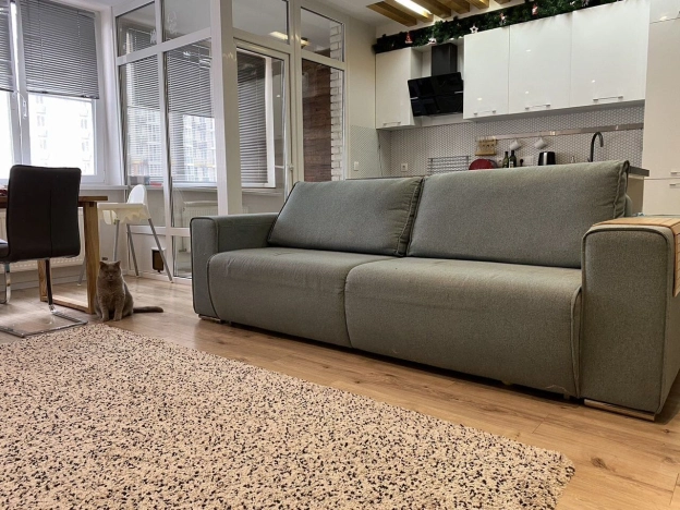 Купить трехкомнатную квартиру в Ростовской области. Вариант № 10482539, 6, площадь -  квм, цена 12500000 рублей