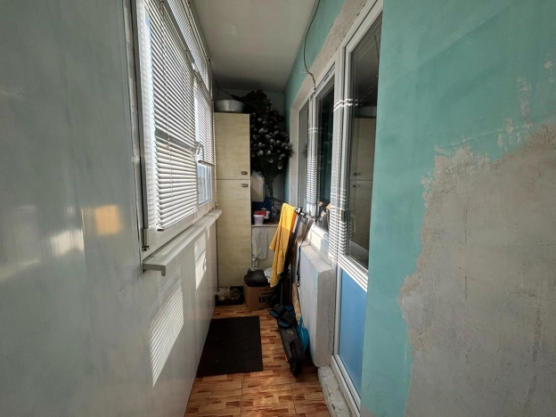 Купить трехкомнатную квартиру на вторичке в Микрорайоне 8-й, Элиста в Элисте. Вариант № 13644, 10, площадь -  квм, цена 4700000 рублей