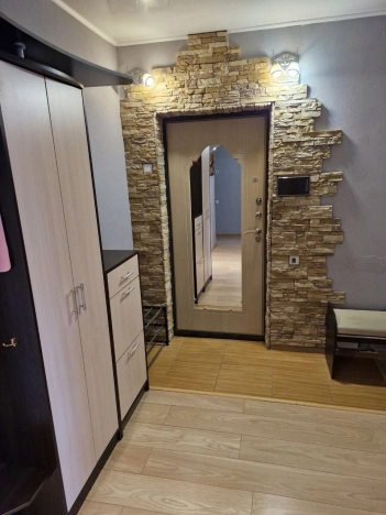 Снять квартиру в Тобольске. Вариант № 10278440, 11, площадь -  квм, цена 50000 рублей