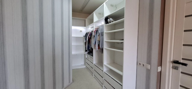 Купить квартиру у метро Коммунарка в Москве. Вариант № 2191019, 20, площадь - квм, цена 15800000 рублей