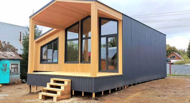 Купить дом на улице Набережная в Тюменской области. Вариант № 26574, 0, площадь -  квм, цена 4500000 рублей