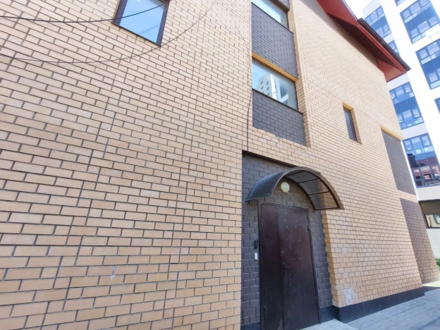 Снять коммерческую недвижимость в Воронеже. Вариант № 5254672, 3, площадь - квм, цена 130000 рублей