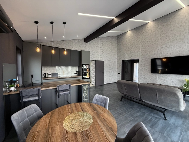 Купить дом в Санкт-Петербурге. Вариант № 1377630, 12, площадь -  квм, цена 17290000 рублей