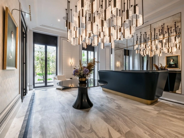 Купить квартиру в Москве. Вариант № 9330076, 30, площадь -  квм, цена 180000000 рублей