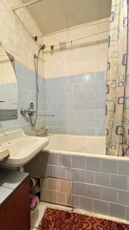 Купить двухкомнатную квартиру в Старом Осколе. Вариант № 2596787, 10, площадь -  квм, цена 4550000 рублей