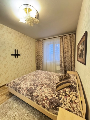 Снять квартиру у метро Площадь Маркса в Новосибирске. Вариант № 9799320, 18, площадь -  квм, цена 40000 рублей