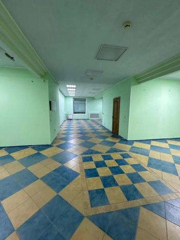 Купить коммерческую недвижимость свободного назначения в Дзержинске. Вариант № 9491498, 3, площадь -  квм, цена 23900000 рублей