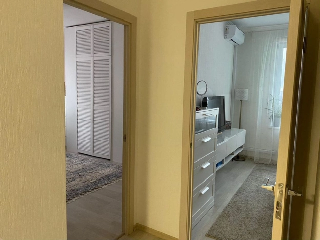 Купить квартиру в Москве. Вариант № 10356804, 12, площадь -  квм, цена 25600000 рублей