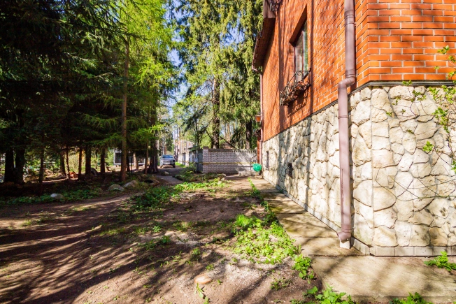 Купить дом на улице Соловьиная в Санкт-Петербурге. Вариант № 31008, 40, площадь - квм, цена 36000000 рублей