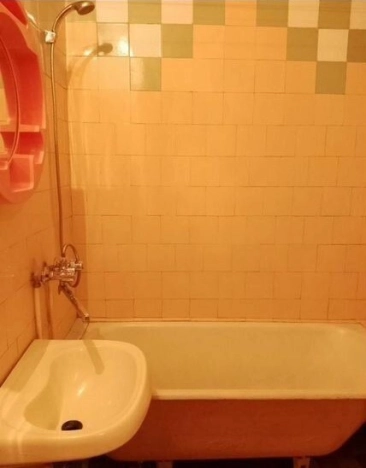 Купить трехкомнатную квартиру в Новосибирске. Вариант № 9549966, 14, площадь -  квм, цена 6000000 рублей