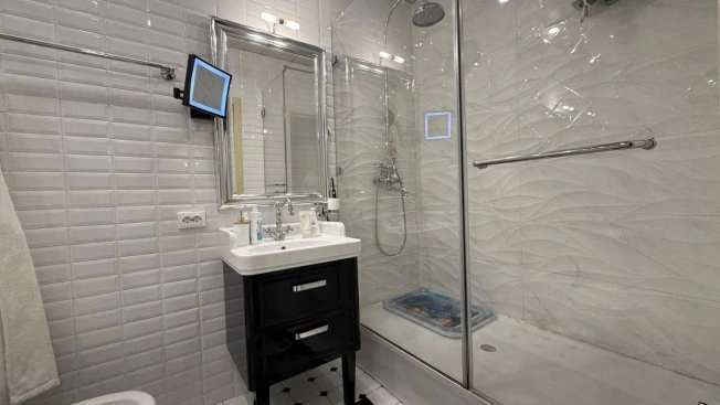 Купить квартиру в Москве. Вариант № 8939325, 28, площадь - квм, цена 25900000 рублей