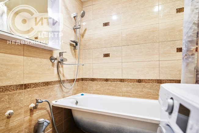 Купить трехкомнатную квартиру в Воронеже. Вариант № 5231799, 19, площадь -  квм, цена 6499000 рублей