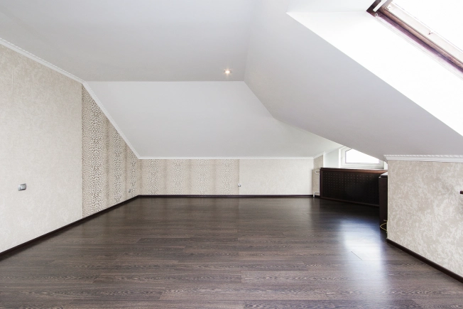 Купить четырехкомнатную квартиру в Калининграде. Вариант № 4922, 35, площадь -  квм, цена 16990000 рублей