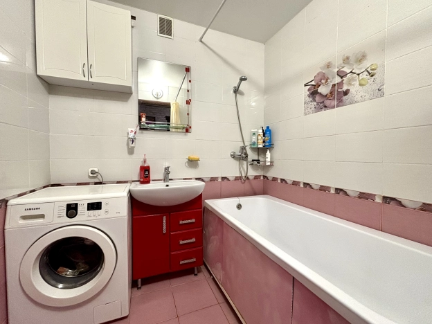 . Вариант № 952458, 15, площадь - 68 квм, цена 6400000 рублей