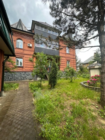 Купить дом в Москве. Вариант № 6266913, 12, площадь -  квм, цена 95000000 рублей