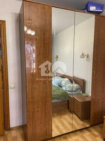 Купить трехкомнатную квартиру на улице Жилмассив в Новосибирской области. Вариант № 9146328, 2, площадь -  квм, цена 6000000 рублей