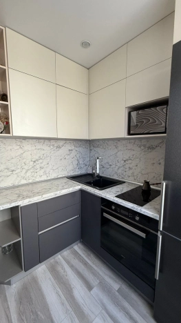 Купить квартиру у метро Площадь Маркса в Новосибирске. Вариант № 8207923, 3, площадь -  квм, цена 4500000 рублей