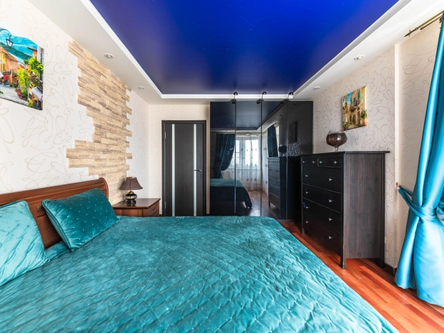 Купить трехкомнатную квартиру у метро Гражданский проспект в Санкт-Петербурге. Вариант № 18163, 17, площадь -  квм, цена 23900000 рублей