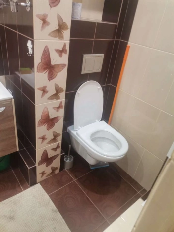 Снять квартиру у метро Площадь Маркса в Новосибирске. Вариант № 9265908, 7, площадь -  квм, цена 37000 рублей